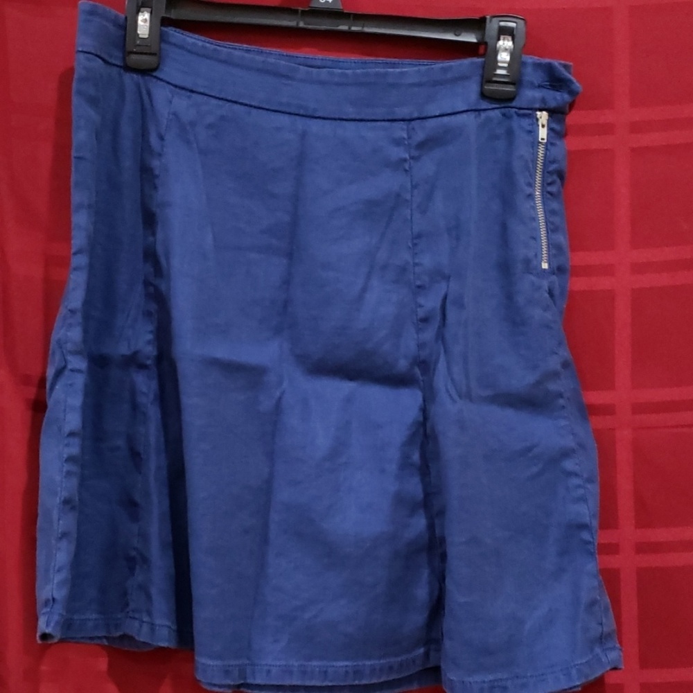 Blue linen skirt
